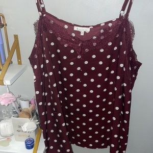 Skies are blue maroon polka dot cami with lace detail and faux buttons Sz 0X